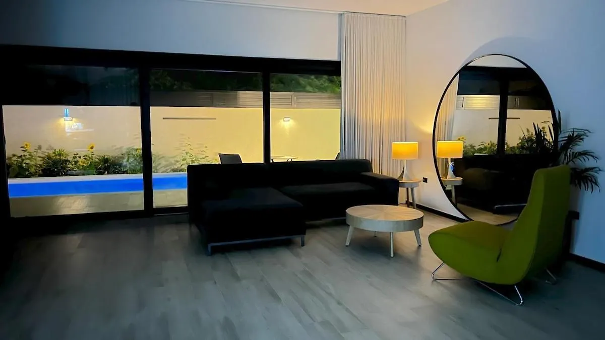 Tebenki Villa - New 3Br Villa Pool Fully Ac Palm Beach