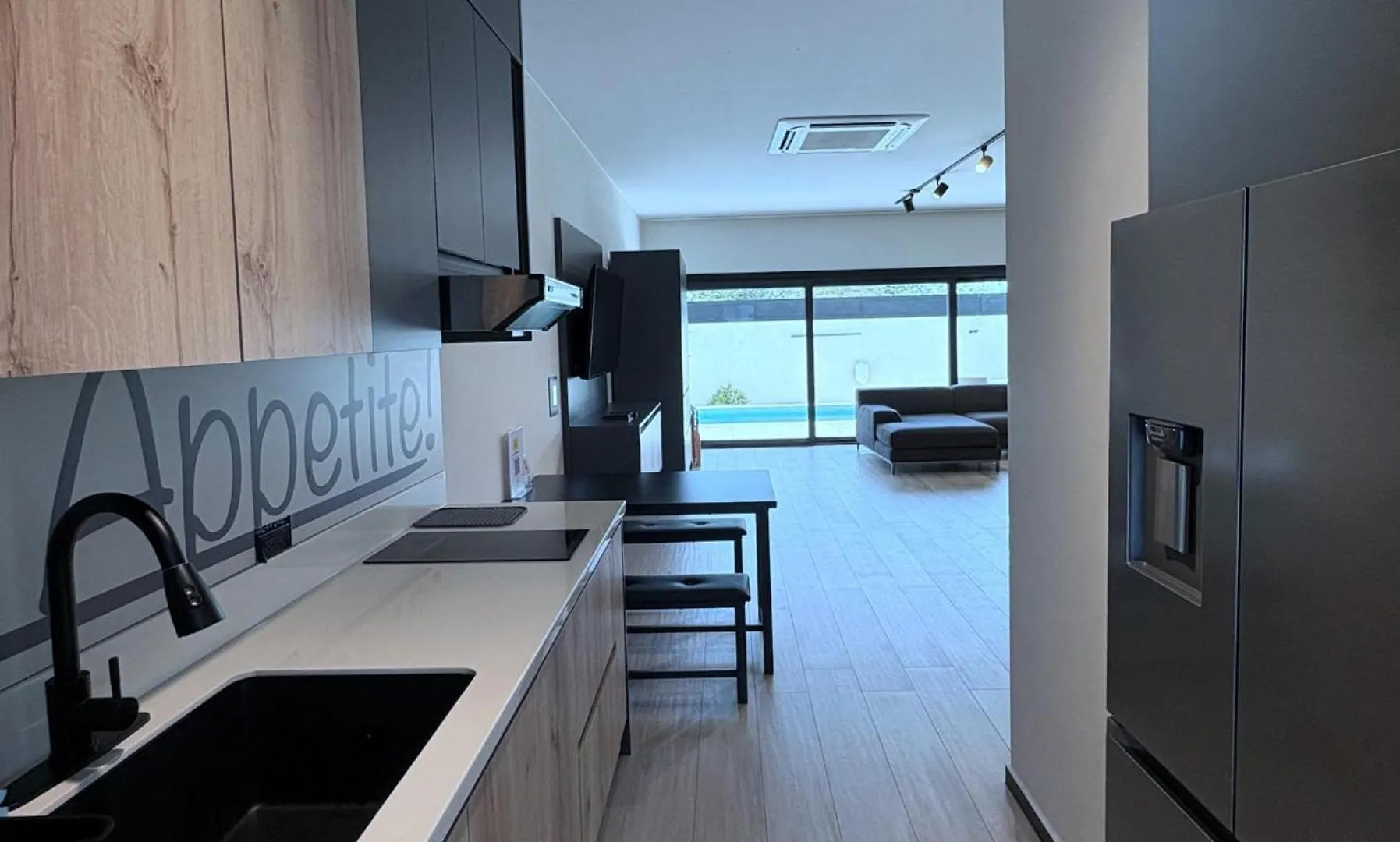 Tebenki Villa - New 3Br Villa Pool Fully Ac 棕榈滩
