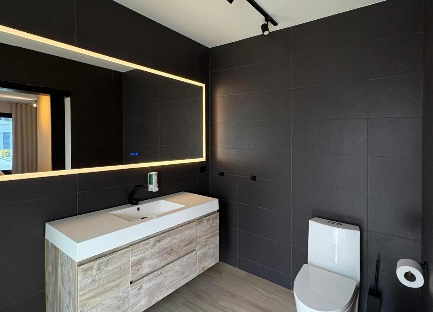 Tebenki Villa - New 3Br Villa Pool Fully Ac 棕榈滩